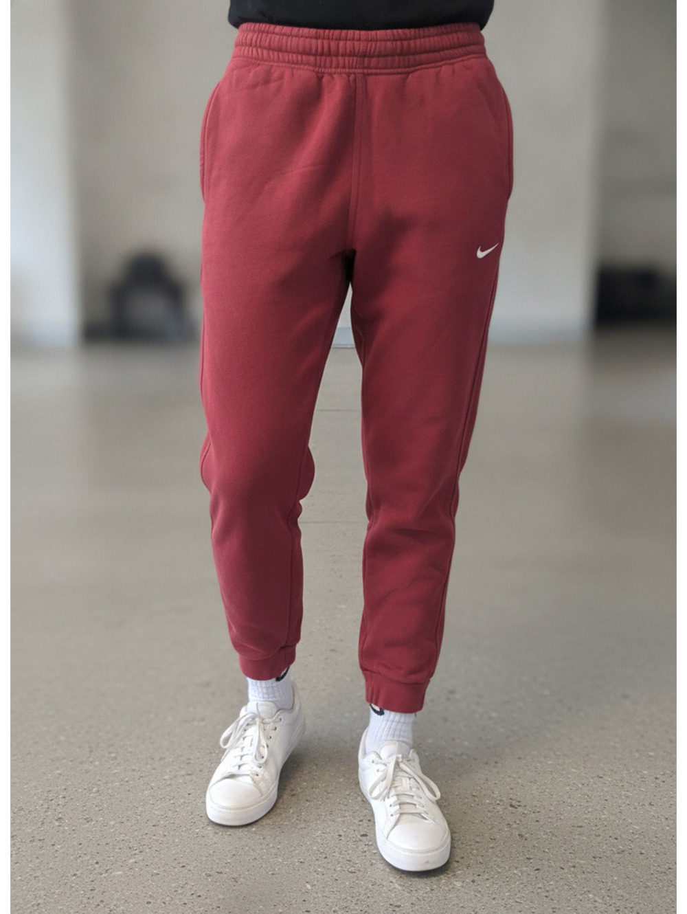 Nike Burgundy Jogger Sweatpants Size Small